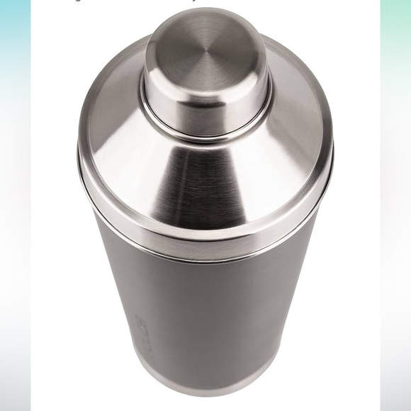 Insulated Cocktail Shaker, 20 oz Stainless Steel with Built In Strainer - Picture 3 of 9